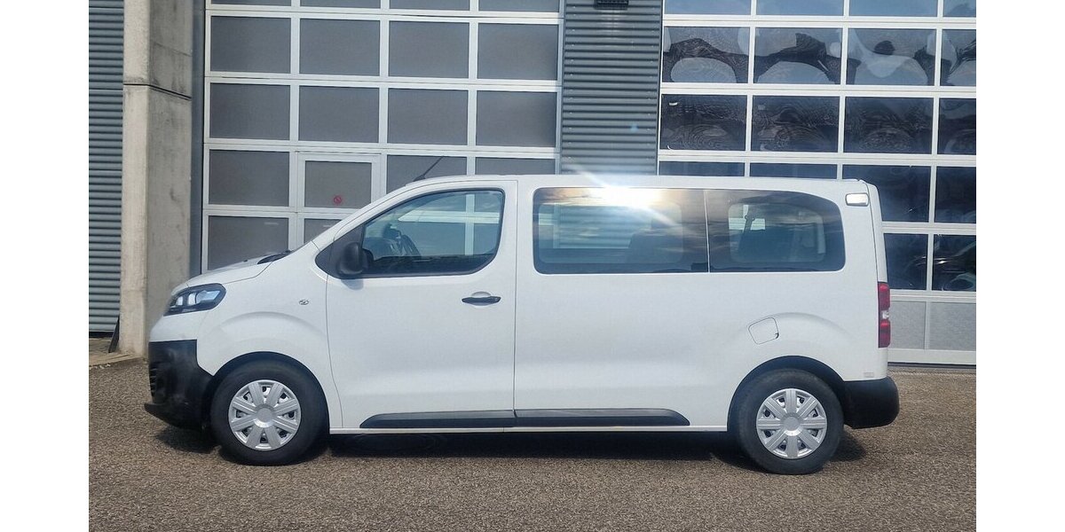 Opel Vivaro M 9 Sitzer Klima 90.000 km 26.998 &euro; Landau 76829
