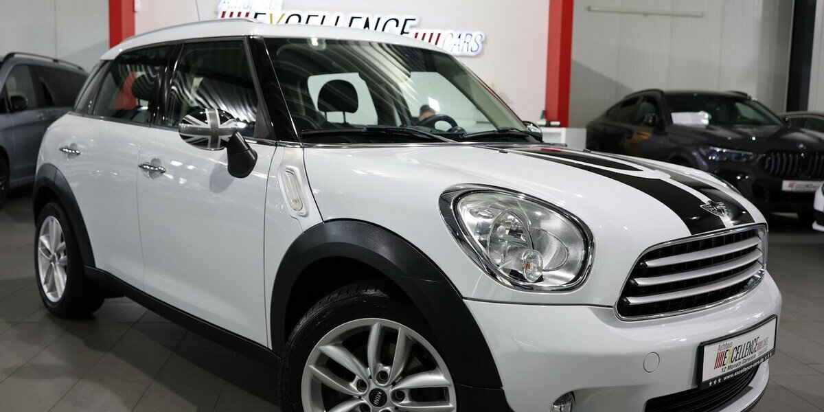 Mini Cooper D Countryman PEPPER II CARBON COLOUR 129.000 km 9.444 &euro; Hamm 59077