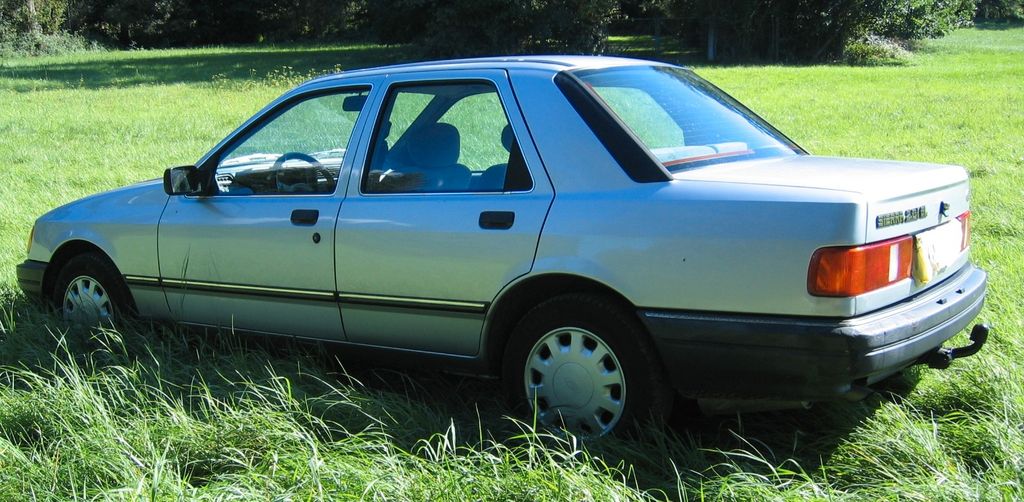 Ford Sierra 137.500 km 3.499 &euro; Aschaffenburg 63741