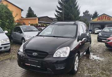 Kia Carens 118.000 km 4.499 &euro; Mönchhagen 18182
