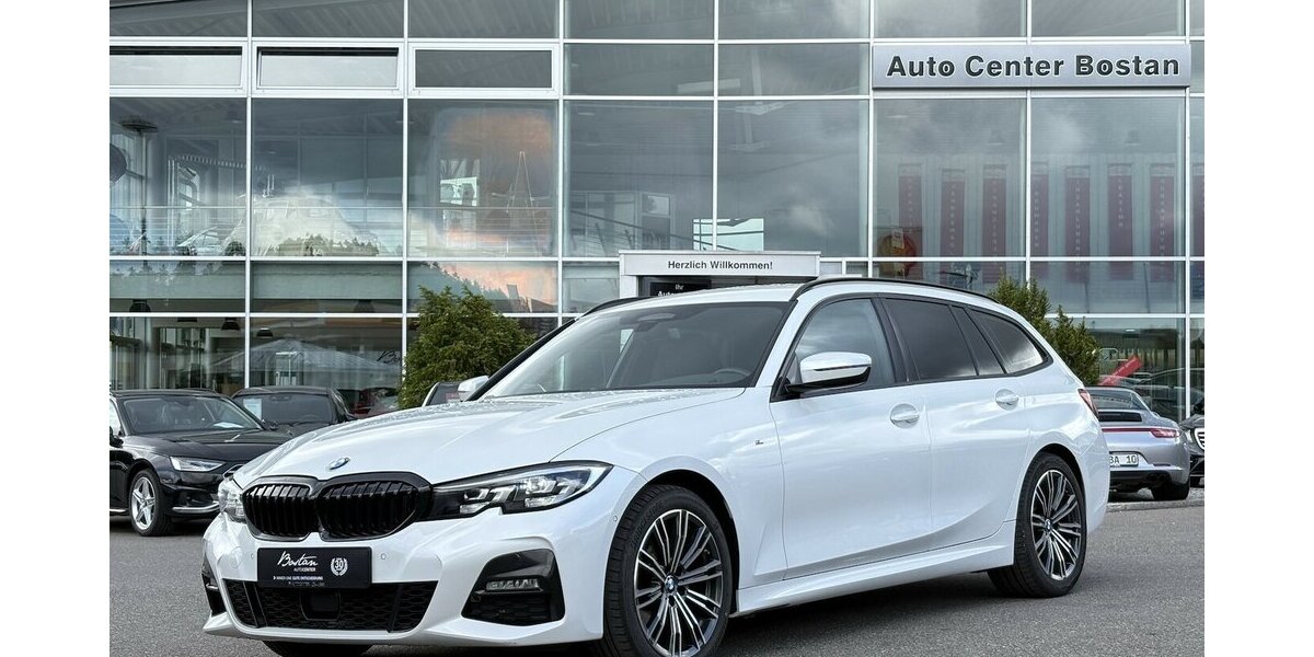 BMW 320D Touring xDrive M Sport KAMERA/NAVI/AHK/DAB 97.316 km 26.900 &euro; Villingen-Schwenningen 78054