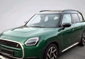 Mini Countryman SE All4 1.705 km 49.300 &euro; München 80788