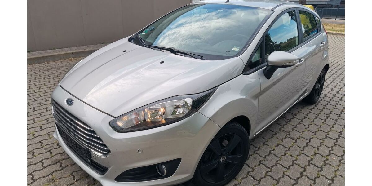 Ford Fiesta 280.000 km 2.499 &euro; Bernburg / Saale 06406