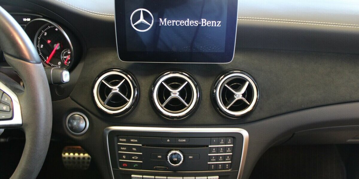 Mercedes-Benz A 180 d 7G-DCT Peak Edition AMG 56.472 km 19.980 &euro; Euskirchen 53881