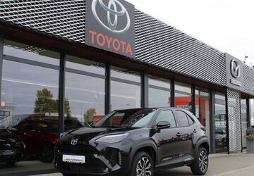 Toyota Yaris Cross 39.087 km 22.992 &euro; Moers 47441