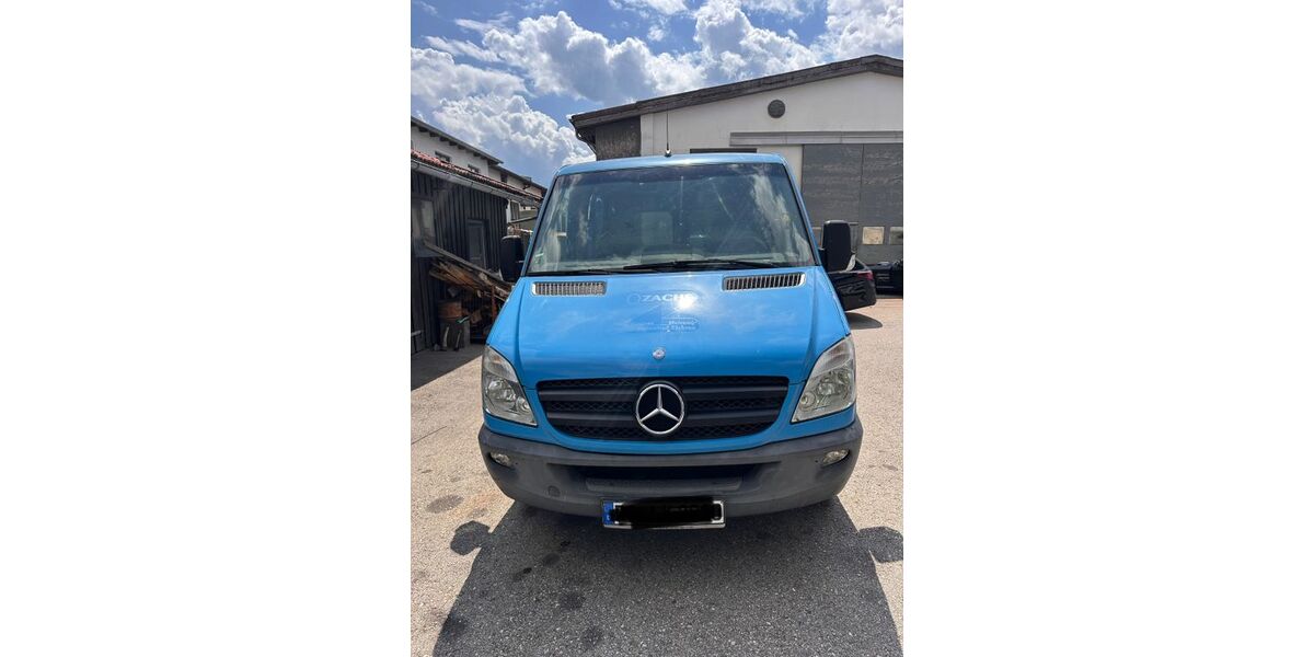 Mercedes-Benz Sprinter 206.000 km 6.990 &euro; Brannenburg 83098