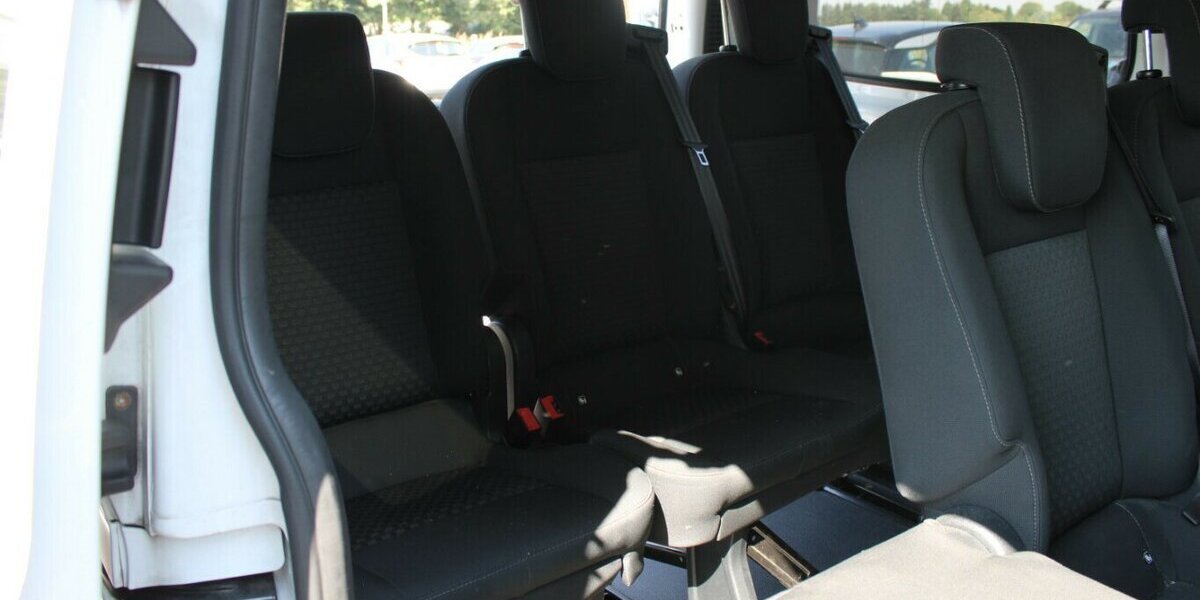 Ford Transit Custom 320 L1H1 VA - 8-Sitzer - 224.945 km 9.980 &euro; Euskirchen 53881