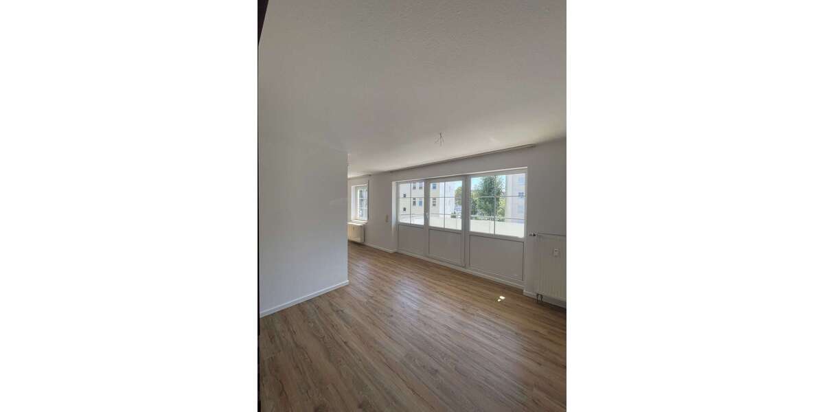 Etagenwohnung Plauen Bärenstein - 1 Zimmer, 38 m&sup2;, 219&euro; | Angebot:27307095