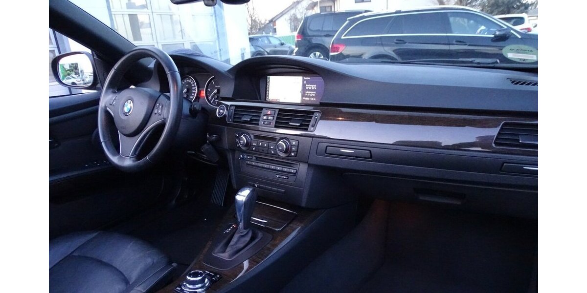 Jeep Commander 3.0 V6 CRD Limited 118.000 km 13.890 &euro; Rodgau 63110