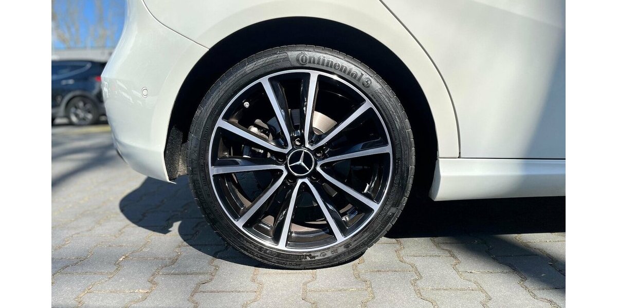 Mercedes-Benz A 220 CDI / AMG / Pano / Kamera / Navi / Euro6 195.000 km 15.490 &euro; Mönchengladbach 41066