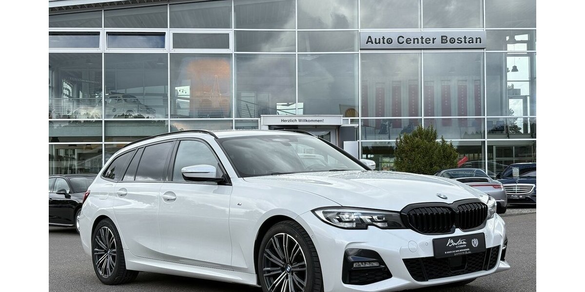 BMW 320D Touring xDrive M Sport KAMERA/NAVI/AHK/DAB 97.316 km 26.900 &euro; Villingen-Schwenningen 78054