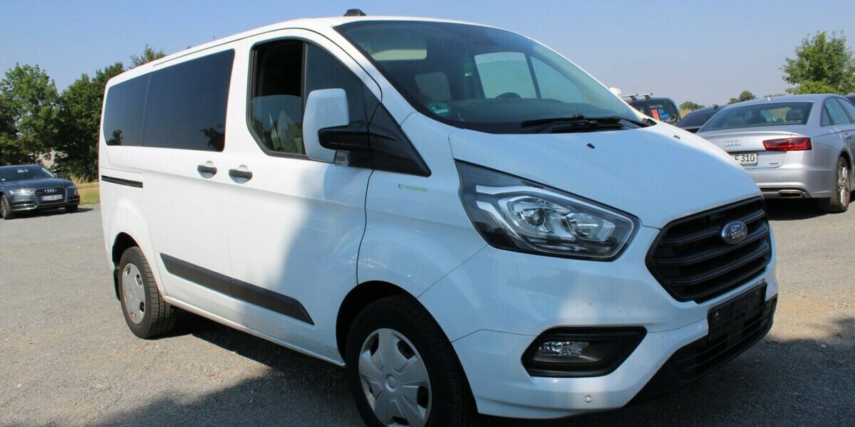 Ford Transit Custom 320 L1H1 VA - 8-Sitzer - 224.945 km 9.980 &euro; Euskirchen 53881