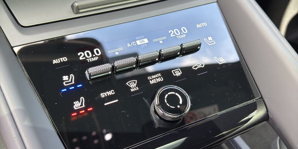 Porsche Macan 4S Bose Pano Volleder Sitzklim 0,25% 7.998 km 88.500 &euro; Wuppertal 42327