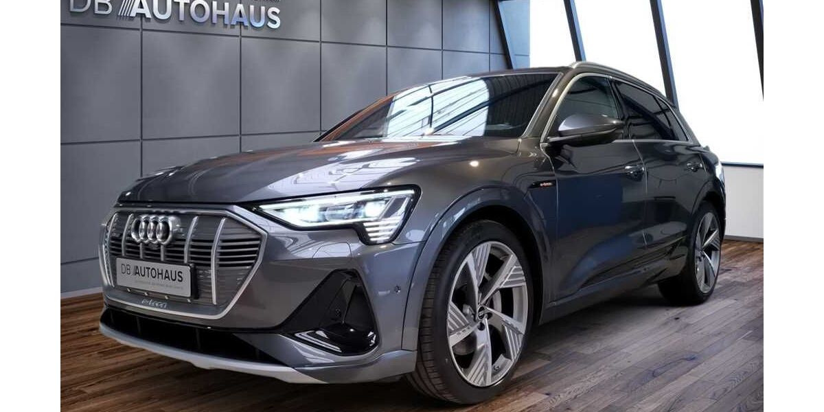 Audi e-tron 51.916 km 32.780 &euro; Bad Salzuflen 32105