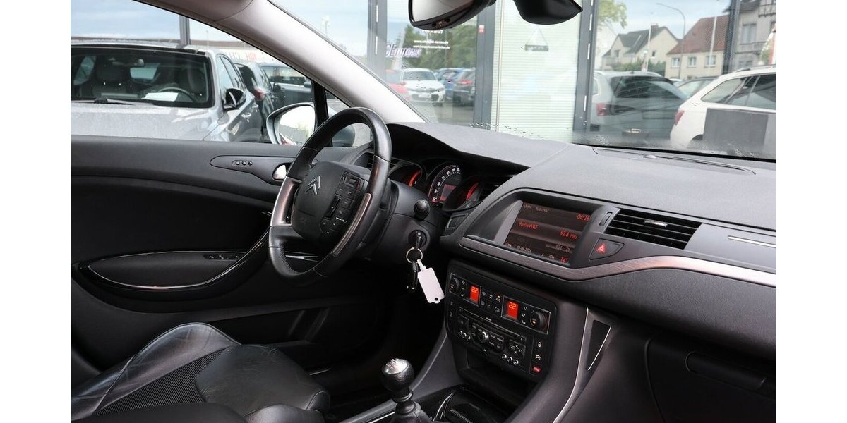 Citroen C5 2.0 HDI EXCLUSIVE / LEDER / NAVI+ 180.000 km 3.702 &euro; Hamm 59077