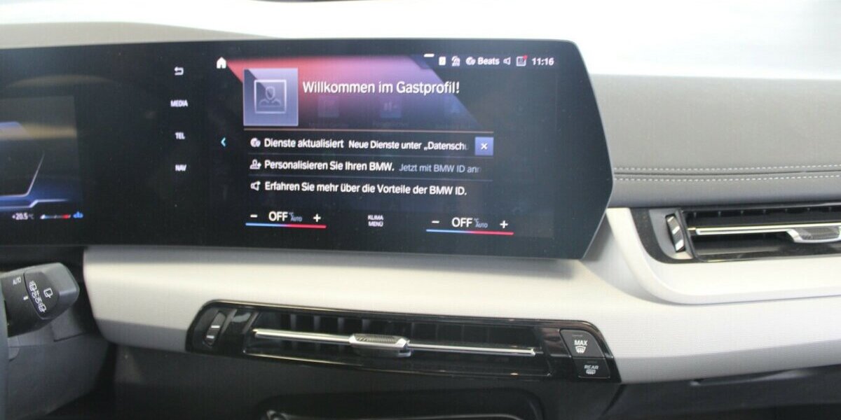 BMW 218 218d Active Tourer Aut. 32.270 km 25.980 &euro; Euskirchen 53881