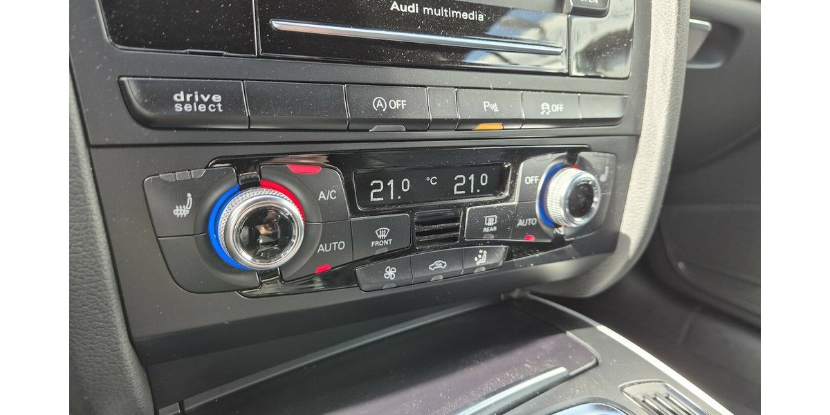 Audi A5 3.0 TDI Cabrio clean diesel quattro S Line, Led 174.990 km 15.890 &euro; Rodgau 63110