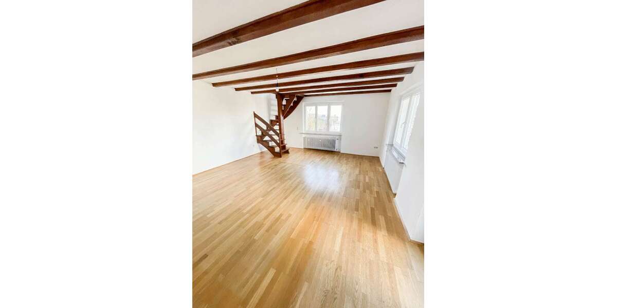 Etagenwohnung Rödental - 4 Zimmer, 129 m&sup2;, 970&euro; | Angebot:27278241