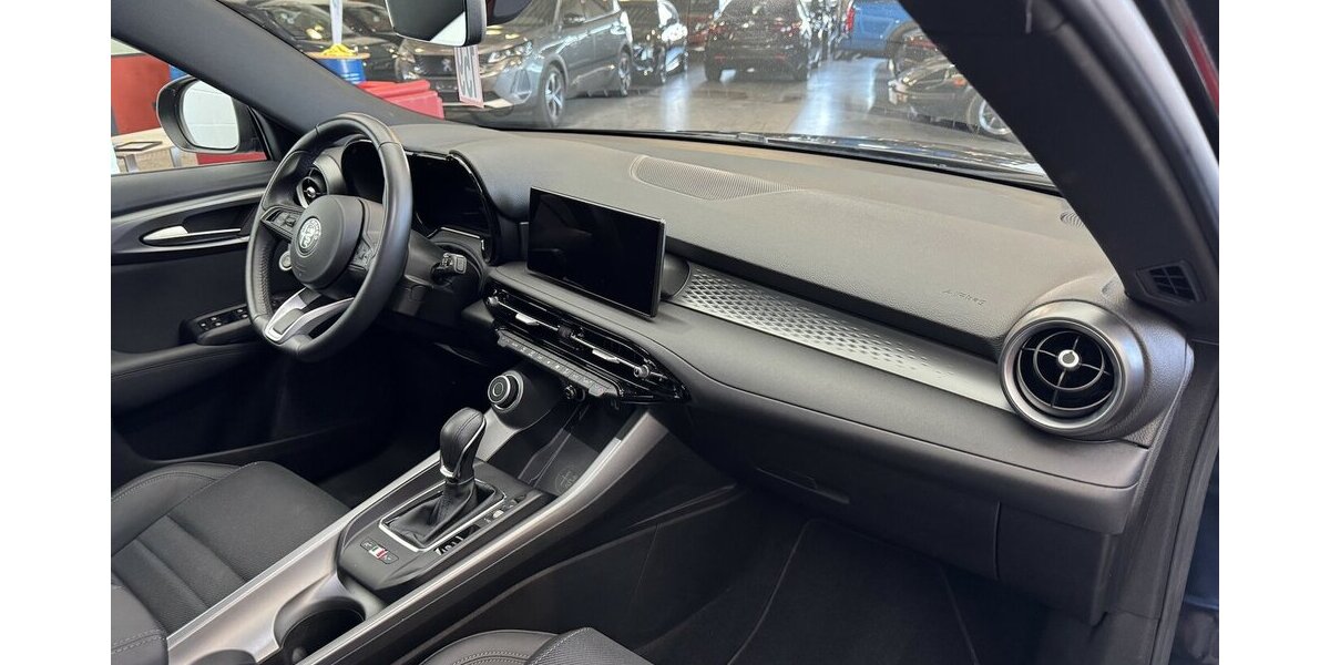 Alfa Romeo Tonale 1.6 VGT-D Sprint ACC Sitzheizung 34.400 km 21.740 &euro; Lich 35423