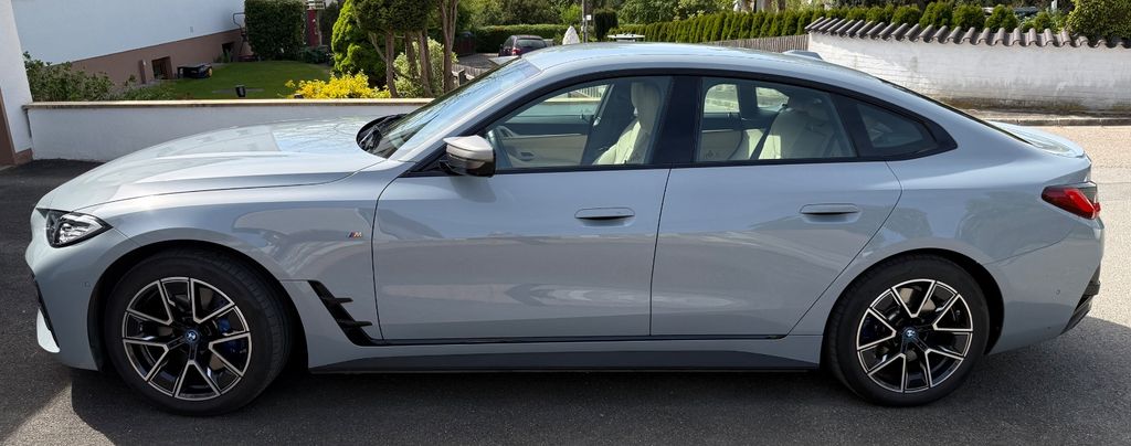 BMW i4 14.900 km 44.490 &euro; Obergriesbach 86573