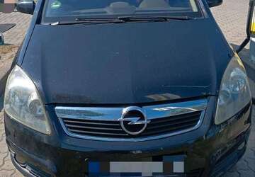 Opel Zafira 210.000 km 850 &euro; Lübeck, Hansestadt 23558