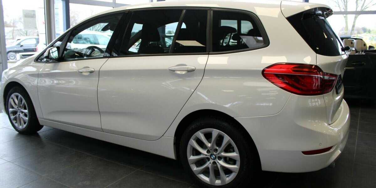 BMW 218 Gran Tourer d Advantage 117.506 km 15.980 &euro; Euskirchen 53881