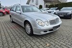 Mercedes-Benz E 220 T CDI Elegance, Klima, Automatik, Navigation 134.668 km 6.890 &euro; Rodgau 63110