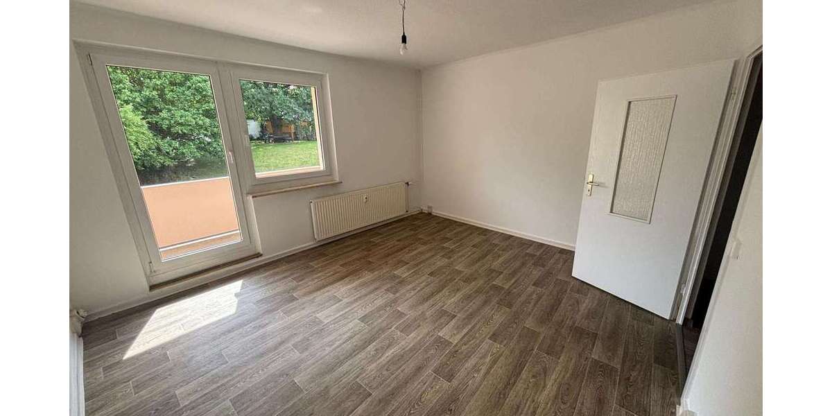 Etagenwohnung Gera Röppisch - 2 Zimmer, 48 m&sup2;, 290&euro; | Angebot:27313424