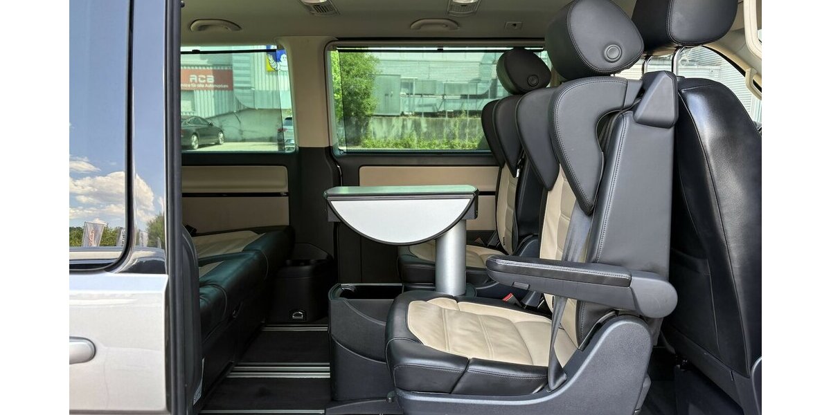VW T6 Multivan Highline 4Motion DAB/KAMERA/7-SITZER 91.514 km 41.900 &euro; Villingen-Schwenningen 78054