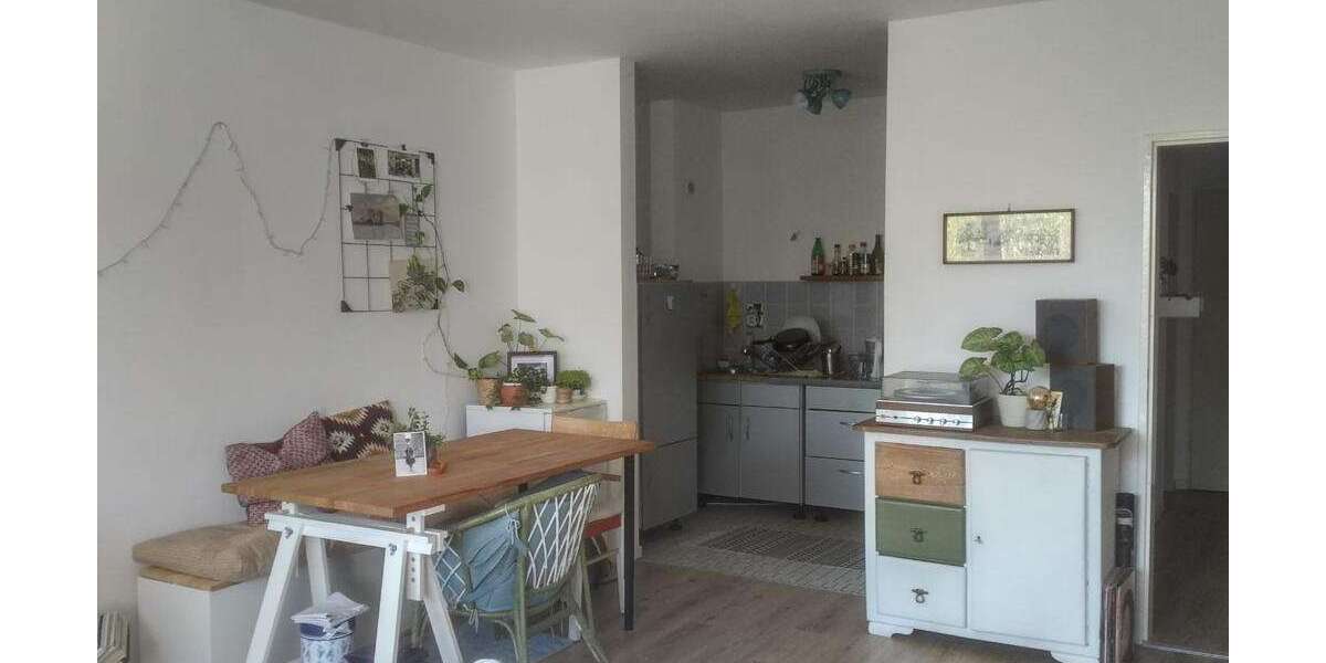Etagenwohnung Düsseldorf Heerdt - 1 Zimmer, 40 m&sup2;, 550&euro; | Angebot:27305250