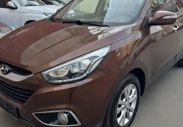 Hyundai ix35 FIFA World Cup Edition AHK AWD Autom. 4x4 135.769 km 9.900 &euro; Berlin 10247