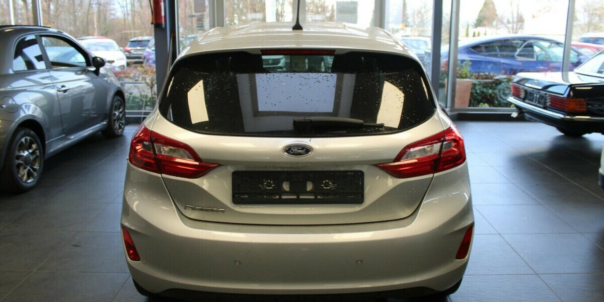 Ford Fiesta 1.0 EcoBoost S&S TiTANIUM 63.854 km 9.980 &euro; Euskirchen 53881