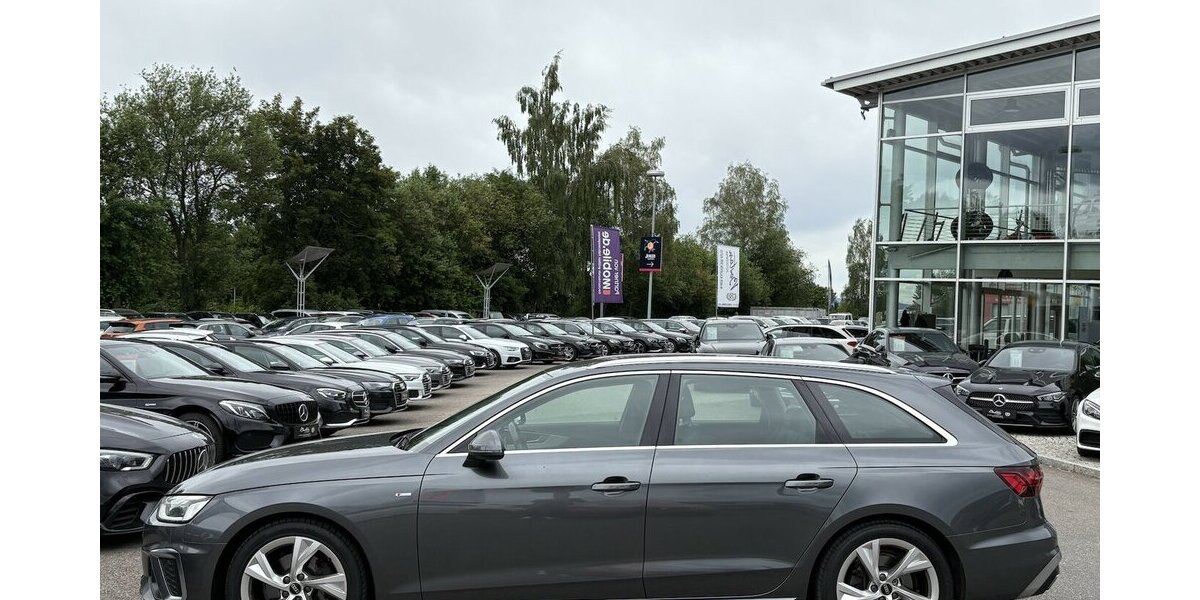 Audi A4 35 TDI S-Line CARPLAY/NAVI/V+C/DAB/SHZ/LED 179.447 km 17.900 &euro; Villingen-Schwenningen 78054