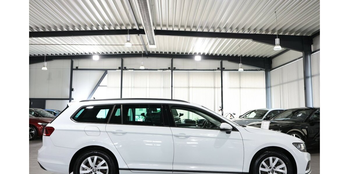 VW Passat Variant 2.0 TDI DSG BUSINESS LED,ACC+LANE 56.000 km 23.555 &euro; Hamm 59077