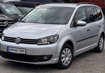 VW Touran 127.000 km 8.990 &euro; München 81243