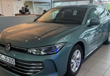 VW Passat Variant 13.400 km 36.949 &euro; Baesweiler 52499