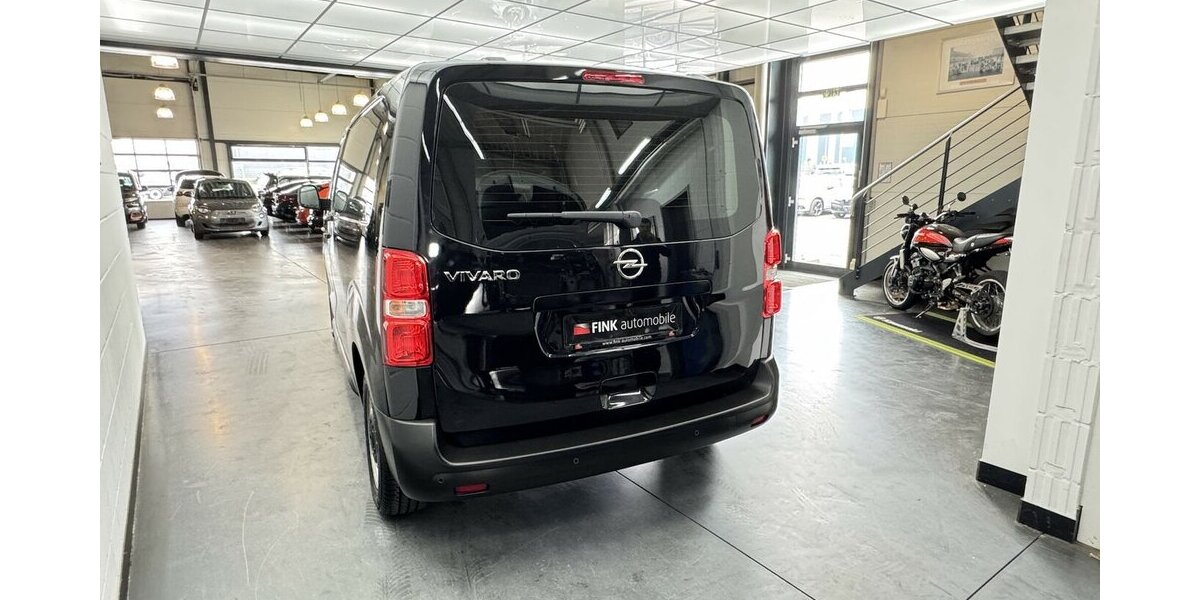 Opel Vivaro Cargo 1.5 D Edition M 1.Hand Sitzhzg 9.900 km 21.670 &euro; Lich 35423