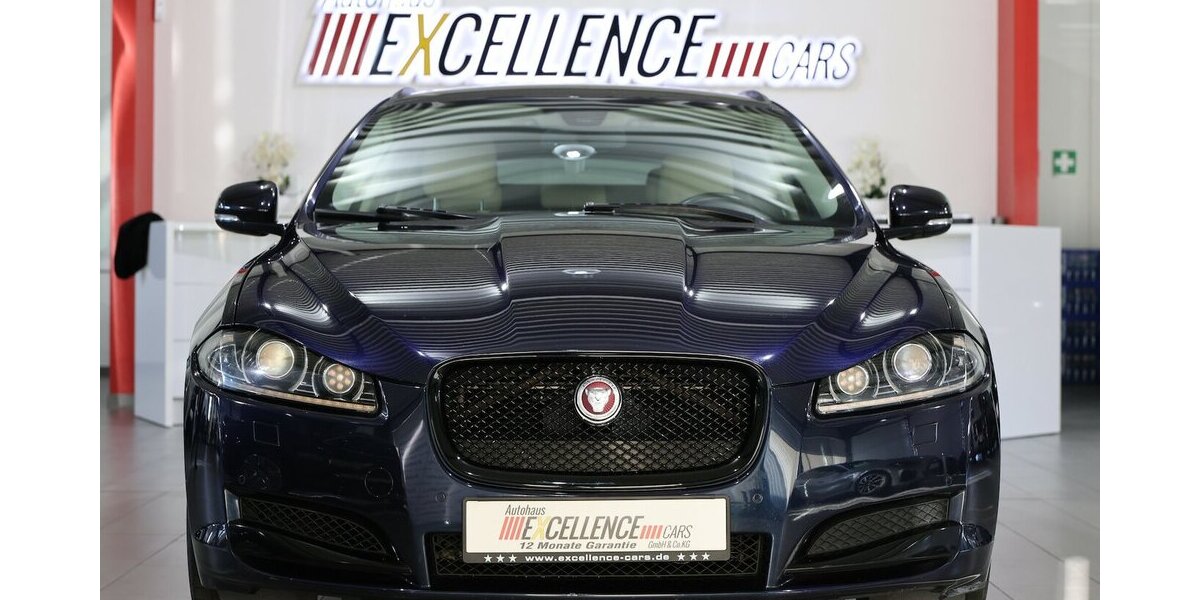 Jaguar XF SPORTBRAKE 3.0 V6 Diesel S / BLUE & BEIGE 198.000 km 5.902 &euro; Hamm 59077
