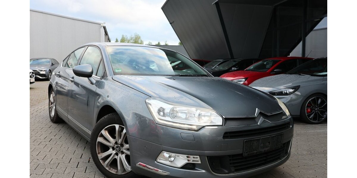 Citroen C5 2.0 HDI EXCLUSIVE / LEDER / NAVI+ 180.000 km 3.702 &euro; Hamm 59077