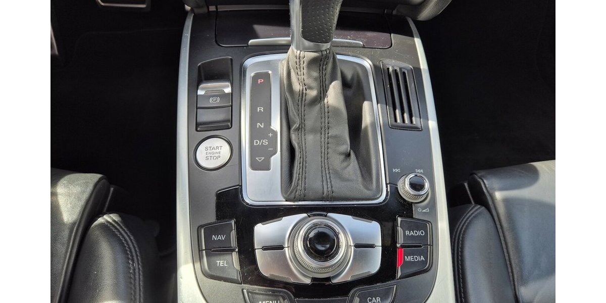 Audi A5 3.0 TDI Cabrio clean diesel quattro S Line, Led 174.990 km 15.890 &euro; Rodgau 63110