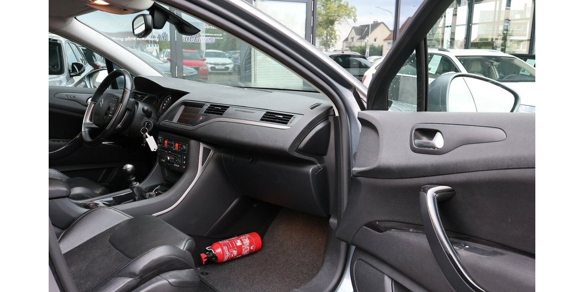 Citroen C5 2.0 HDI EXCLUSIVE / LEDER / NAVI+ 180.000 km 3.702 &euro; Hamm 59077