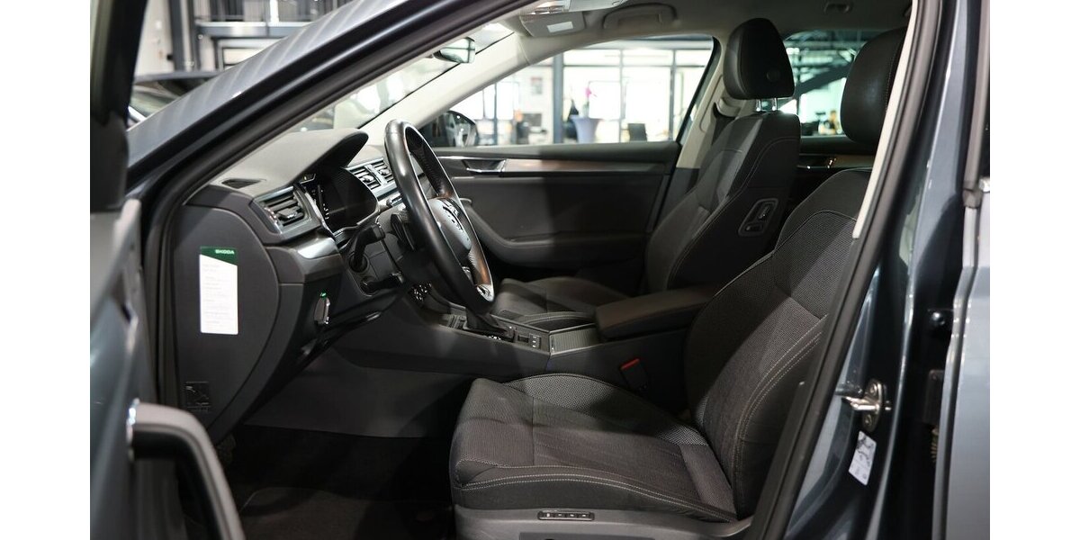 Skoda Superb Combi 2.0 TDI DSG 4x4 STYLE / MATRIX-LED 113.000 km 23.111 &euro; Hamm 59077