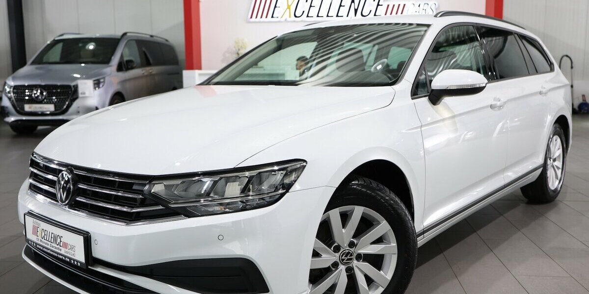 VW Passat Variant 2.0 TDI DSG BUSINESS LED,ACC+LANE 56.000 km 23.555 &euro; Hamm 59077